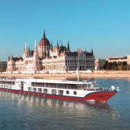 MS Bolero von Nicko Cruises