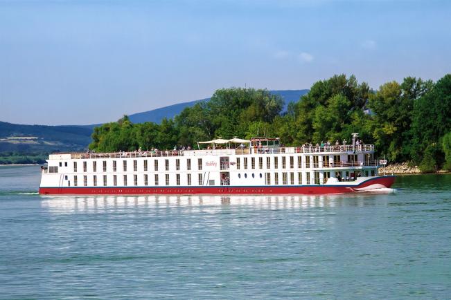 Für 360° Panorama einfach auf das Schiffsbild klicken